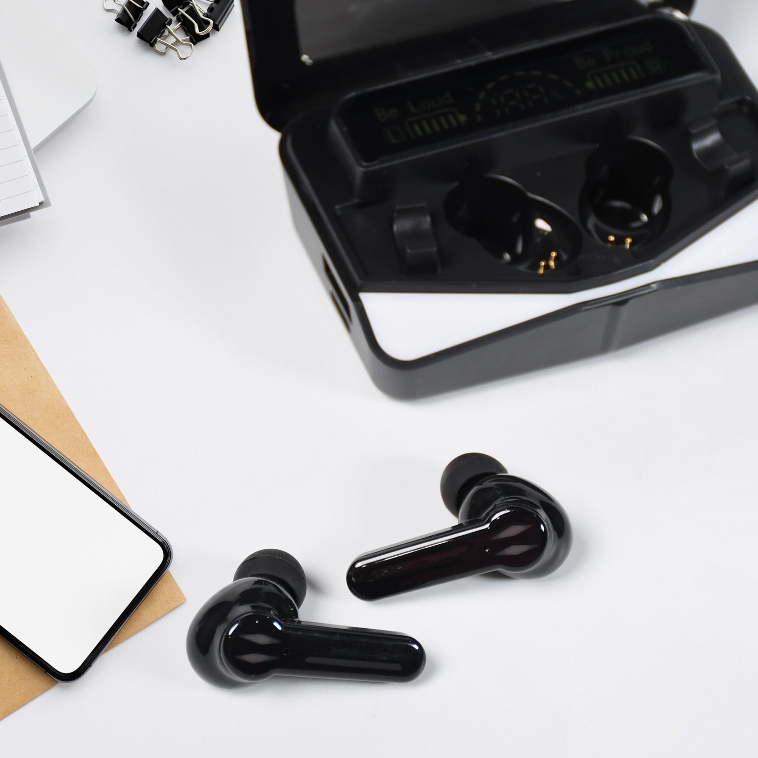 Bluetooth gaming headset with lighting Bluetooth gaming headset with lighting